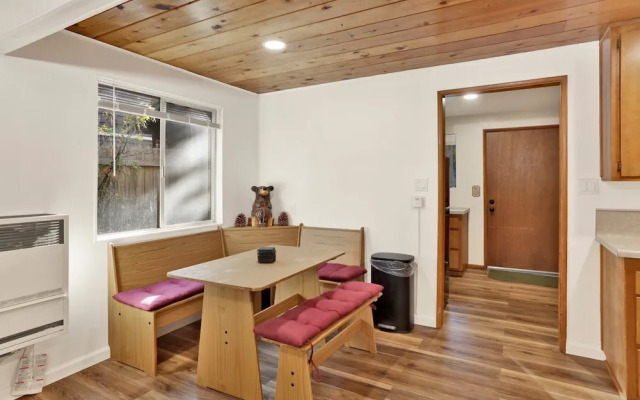 Highland Oaks Retreat #2492