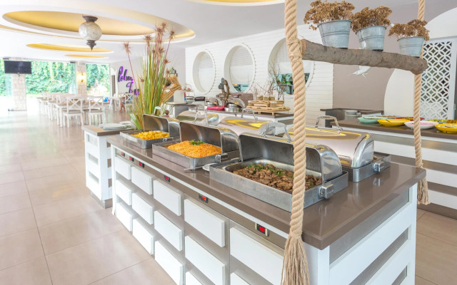 Flamingo Hotel & Spa - Pet Friendly