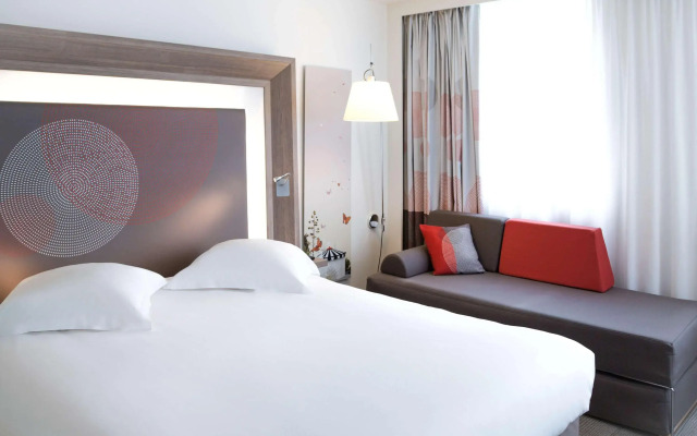 Novotel Lyon Centre Confluence Bord de Saone
