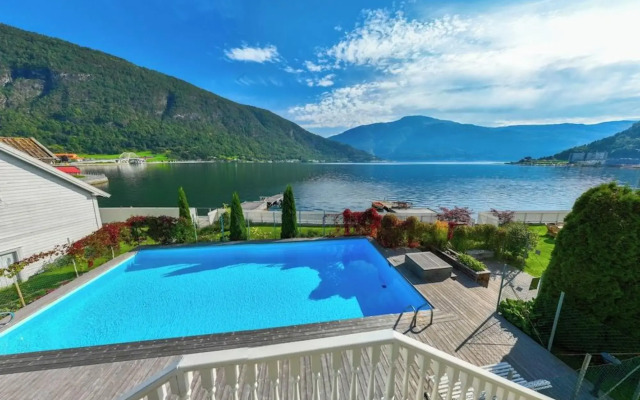 Hofslund Fjord Hotel