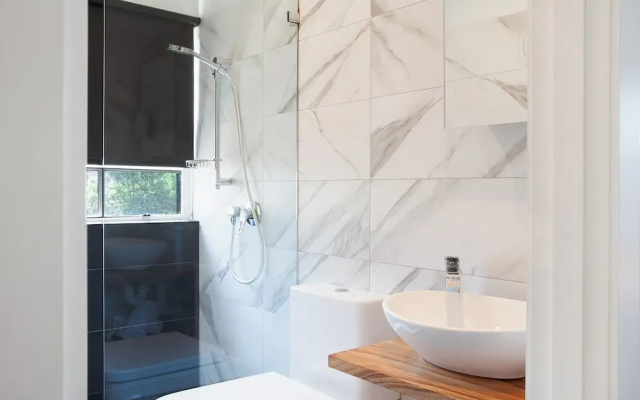 Woolwich Studio Bliss, Private Oasis by the Water – Bathroom – Sydney