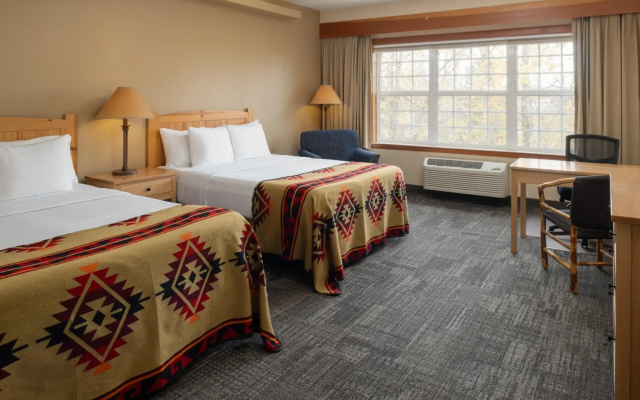Heathman Lodge