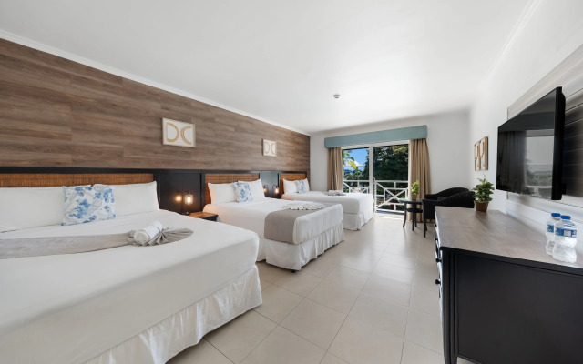 Playa Blanca Beach Resort - All Inclusive