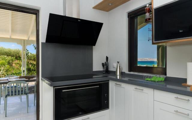 NEW - Villa Manika - 3BR 3BA Pool