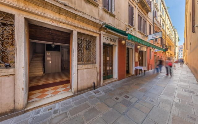Most convenient apartment in Venice
