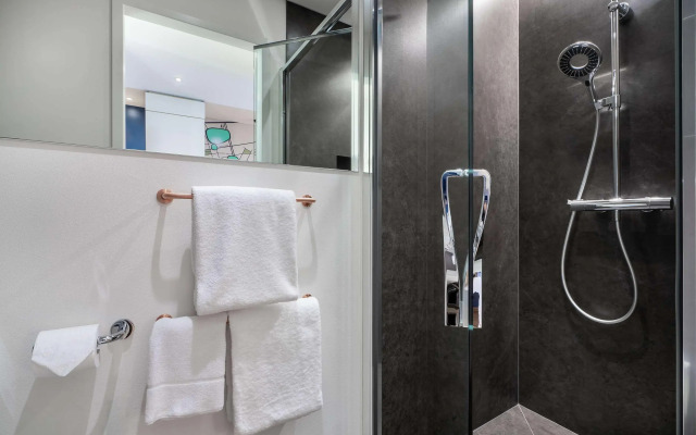 Holiday Inn - the niu, Hide Berlin Friedrichshain by IHG