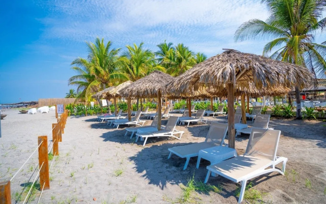 Izalco Hotel & Beach Resort