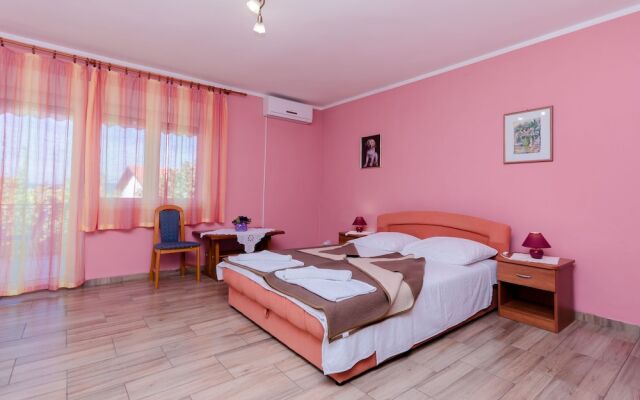 Apartments Daria
