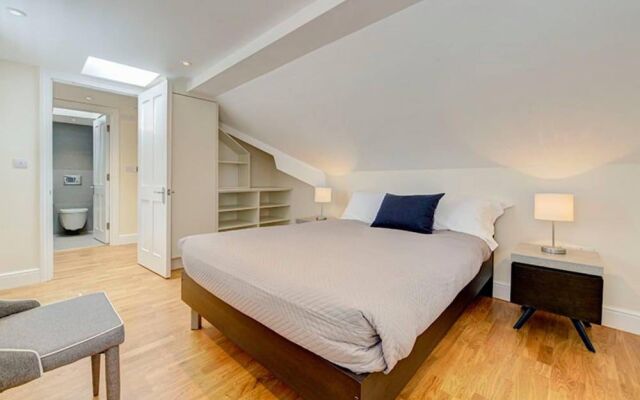 Cosy Two Bedroom Apartment - Flat 59a