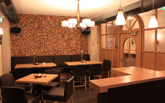 Troll's Brauhaus Hotel