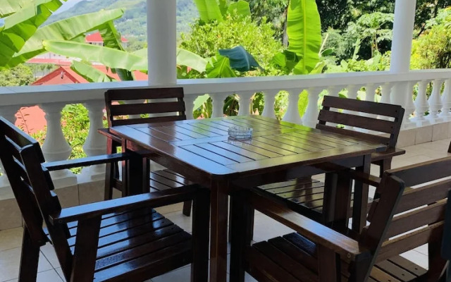 Oceanic View Apartments