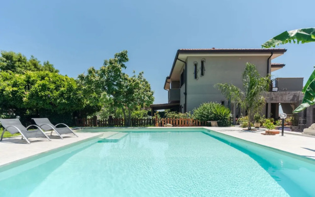 Etnea Home With Pool by Wonderful Italy