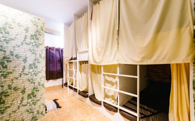 Blank Guesthouse
