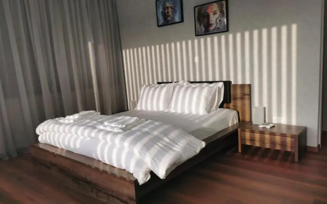 Maximos Luxury Villa with Pool -BREAKBOOKING-CY
