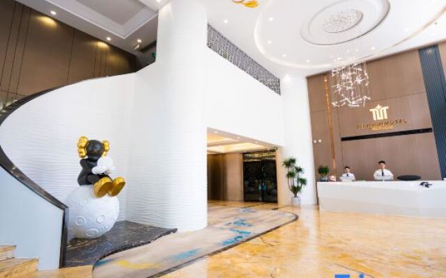 Tianzhu Holiday Hotel (Guangzhou North Railway Station Huadu Square)