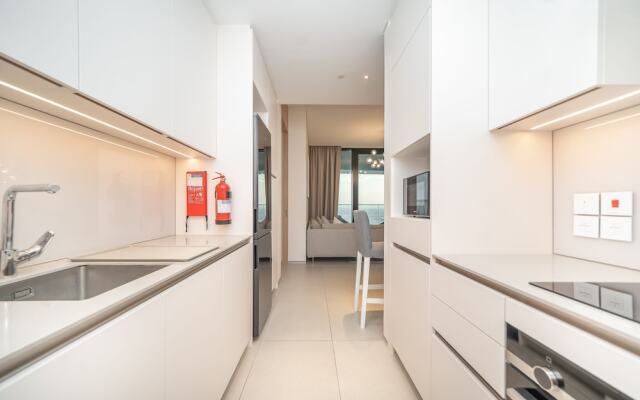 Jumeirah Gate Tower - Luton Vacation Homes