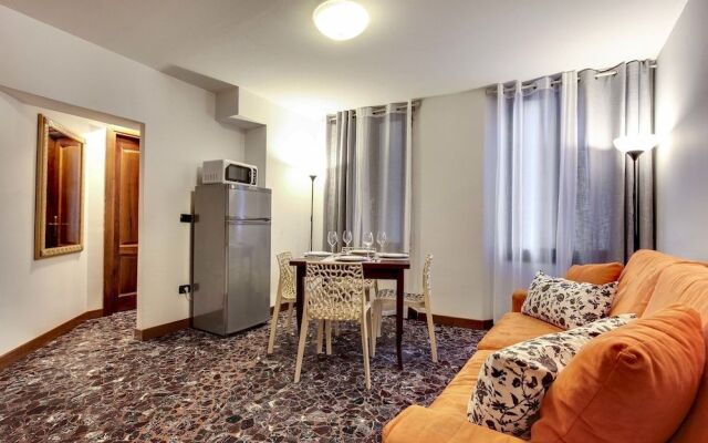 Torre Dell Orologio Apartments