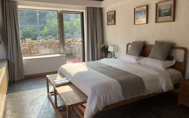 Beijing Xiangyang Mountain Villa