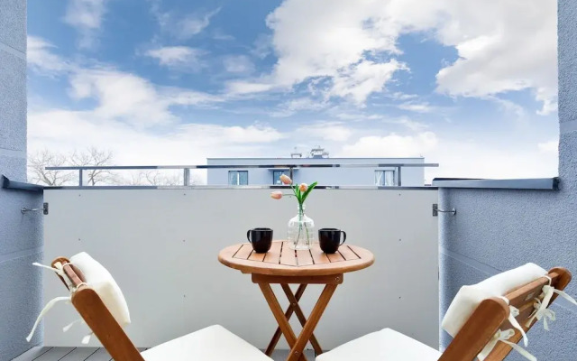 Apartament Deluxe Platany A43 by Renters