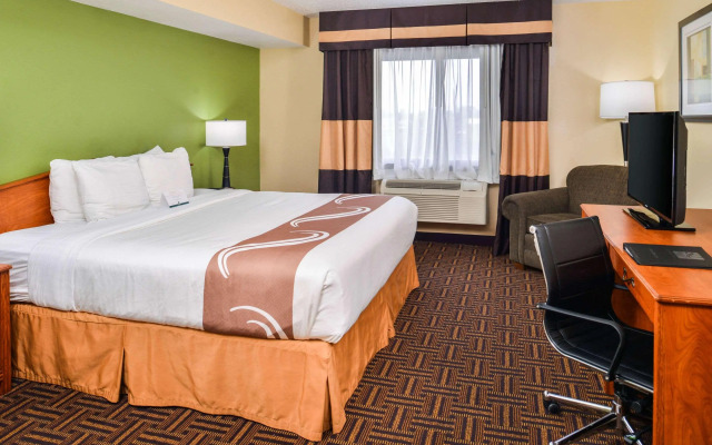Quality Inn Bolingbrook I-55