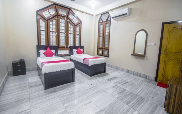 OYO 12808 Victoria Villa
