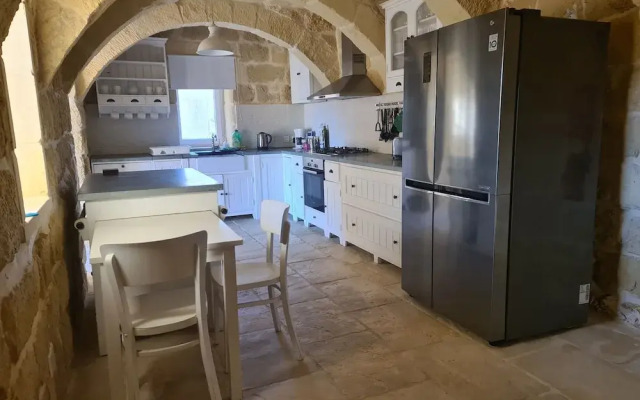 Farmhouse Villa in Gozo With Large Pool & Garden
