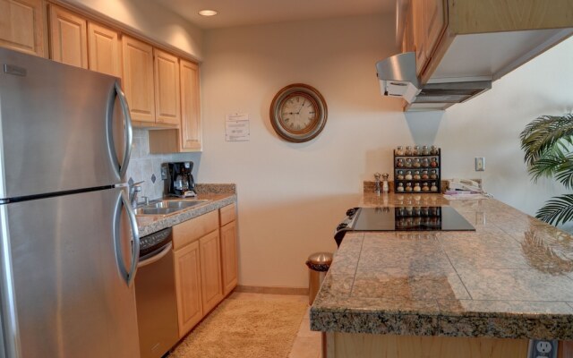 Waters Edge 104 - 1 Br Condo