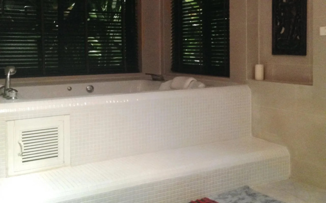 Bunga Monta Villa – Spa – Thalang