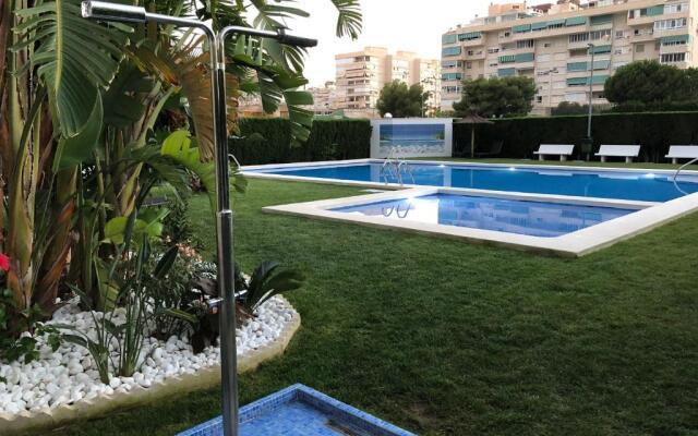 Apartamento frente al mar (Avda costa Blanca)