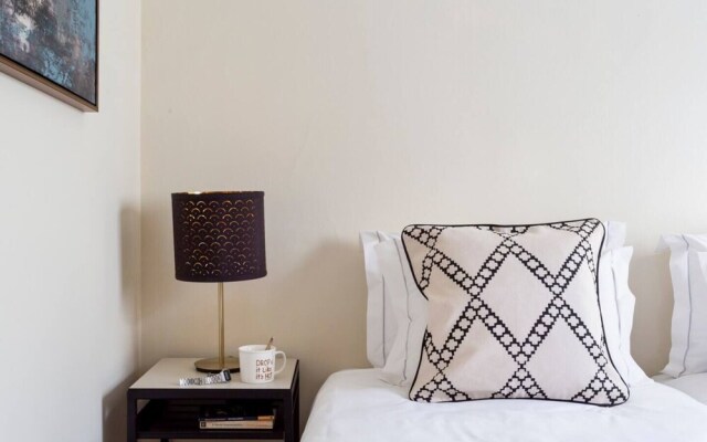 ALTIDO Classic 2BR Apt in Baixa w/balcony in Baixa, close by Rossio subway