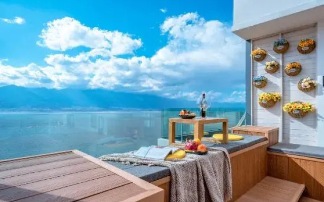 Dali South Holiday Villa