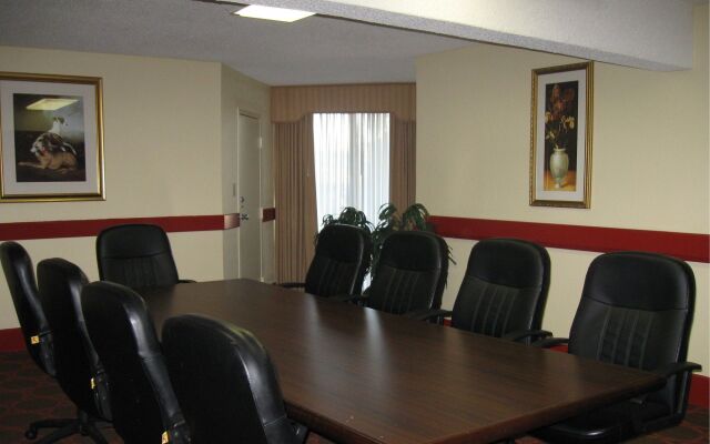 Holiday Inn Fayetteville-I-95 South