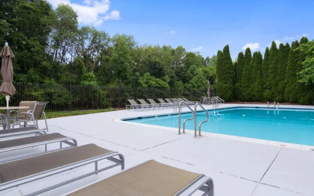 Best Western Premier Rockville Hotel & Suites