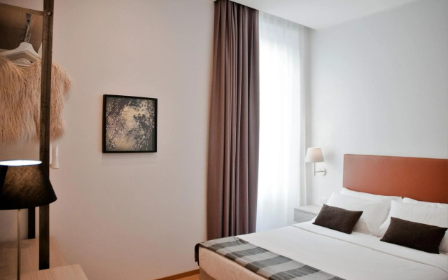 Giuturna Boutique Hotel