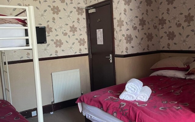 Roselea Hotel - St Chads