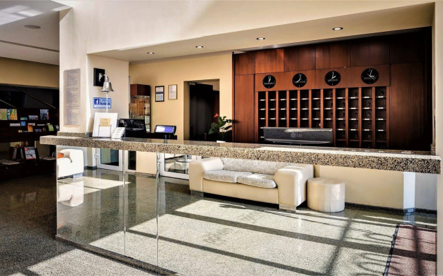 Alanga Hotel