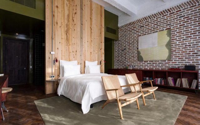 Stamba Hotel
