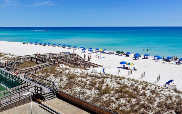 Holiday Surf & Racquet 402 2 Bedroom Condo by RedAwning