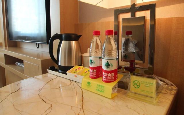 Shanghai Waigaoqiao Free Trade Zone Vienna Hotel
