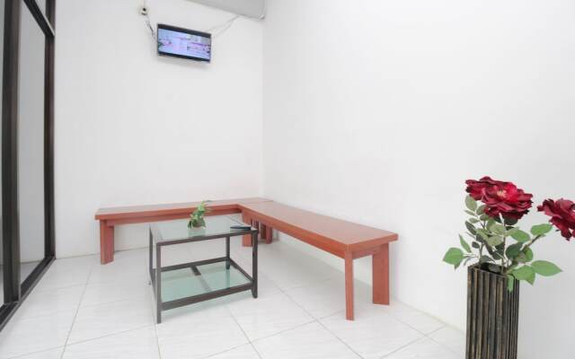 Airy Tawangsari Puri Anjasmoro EE3 5 Semarang