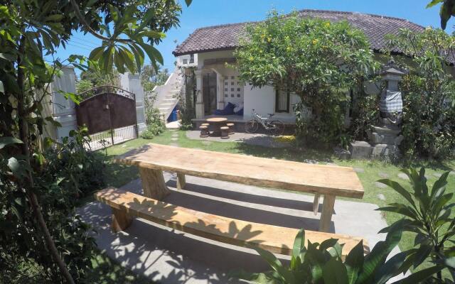 Bali Fab Dive Center - Hostel