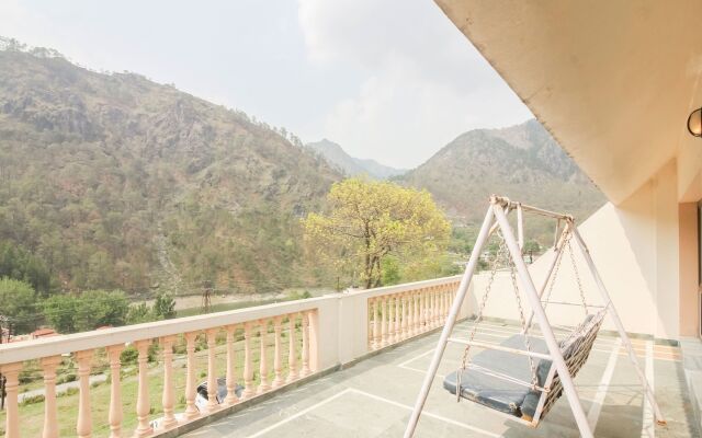 Dynasty Resort