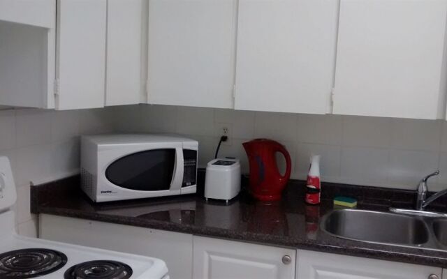 Toronto Furnished Living - Forest Manor