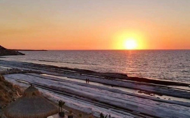Luxurious Seafront Penthouse