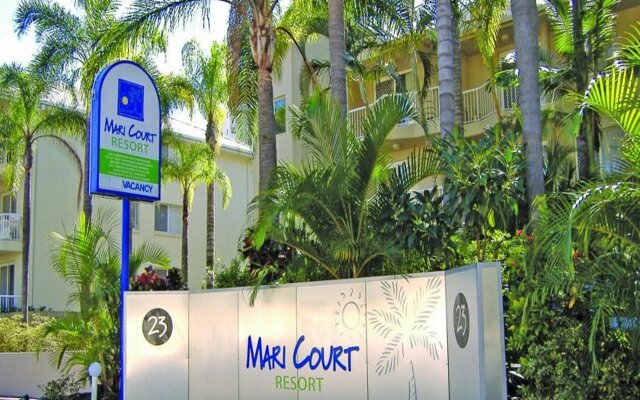 Comfort Inn & Suites Mari Court