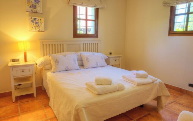 The Lodge - Desert Springs