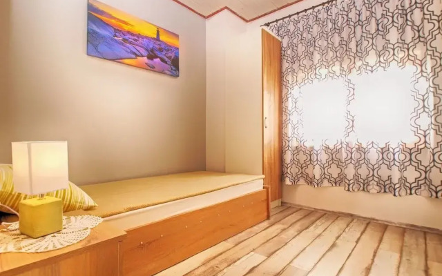 Apartment 1294