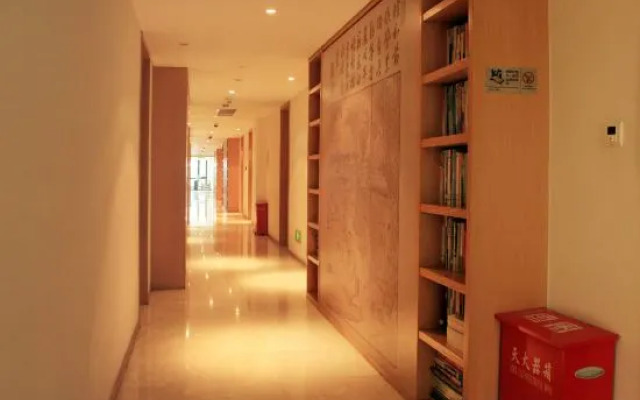 National Library Hotel