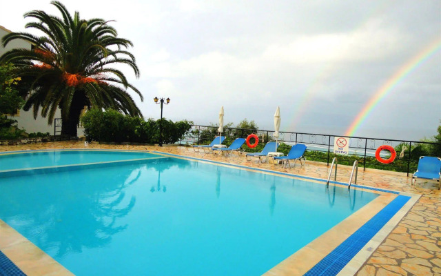 Dionysos Apartments