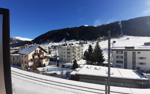 Agrimonia - möbilierte Ferienwohnung mit Balkon